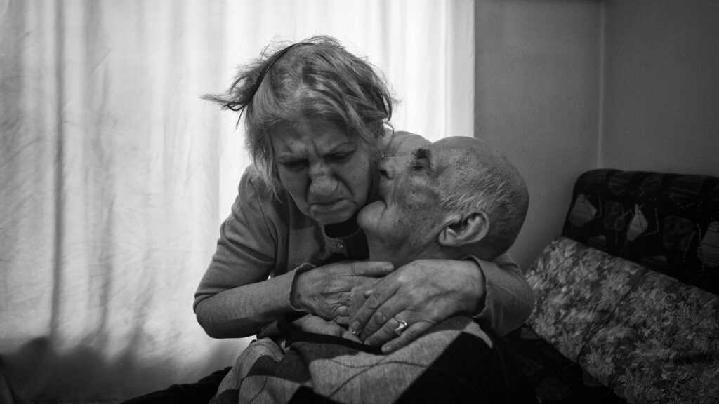 Picturing the 'patience, love, and devotion' of Alzheimer's care | STAT