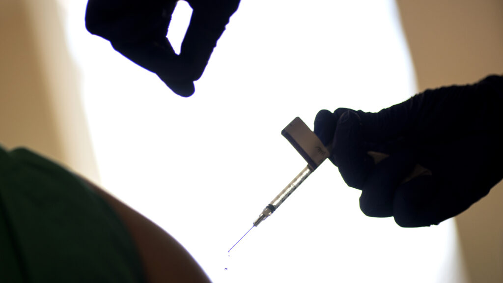 Extra Covid vaccine may help protect transplant patients | STAT