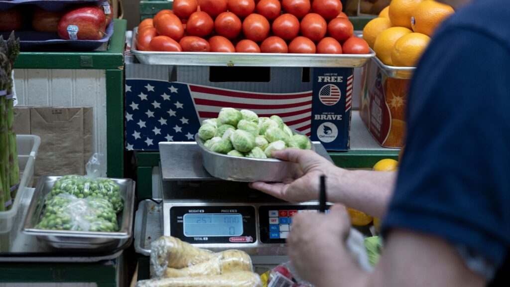 Make 'food is medicine' a key part of White House nutrition meeting | STAT
