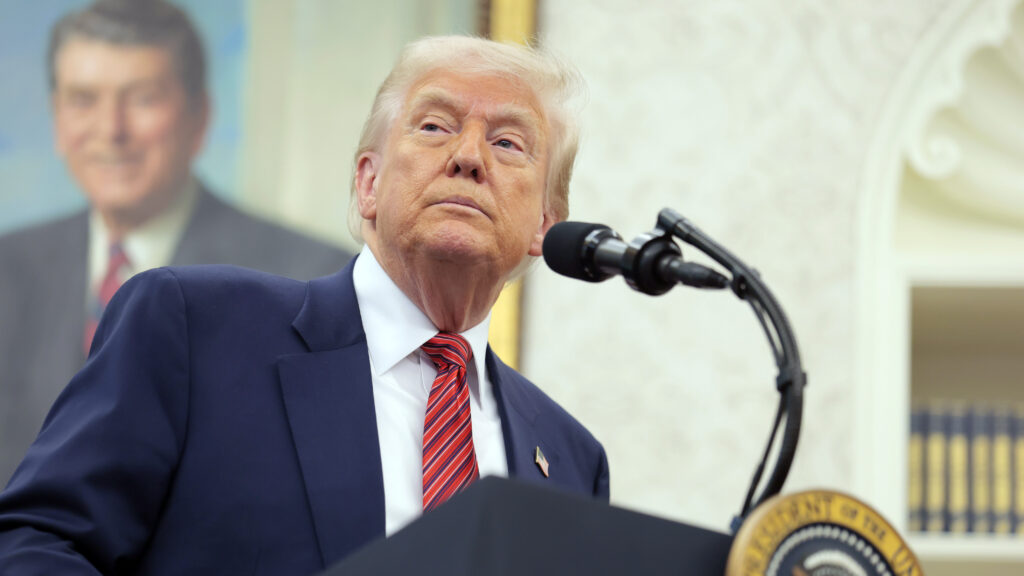 Trump drug prices order expected to include link to costs overseas