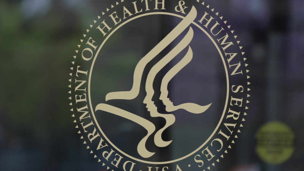 HHS re-releases gender dysphoria report with names, peer review | STAT
