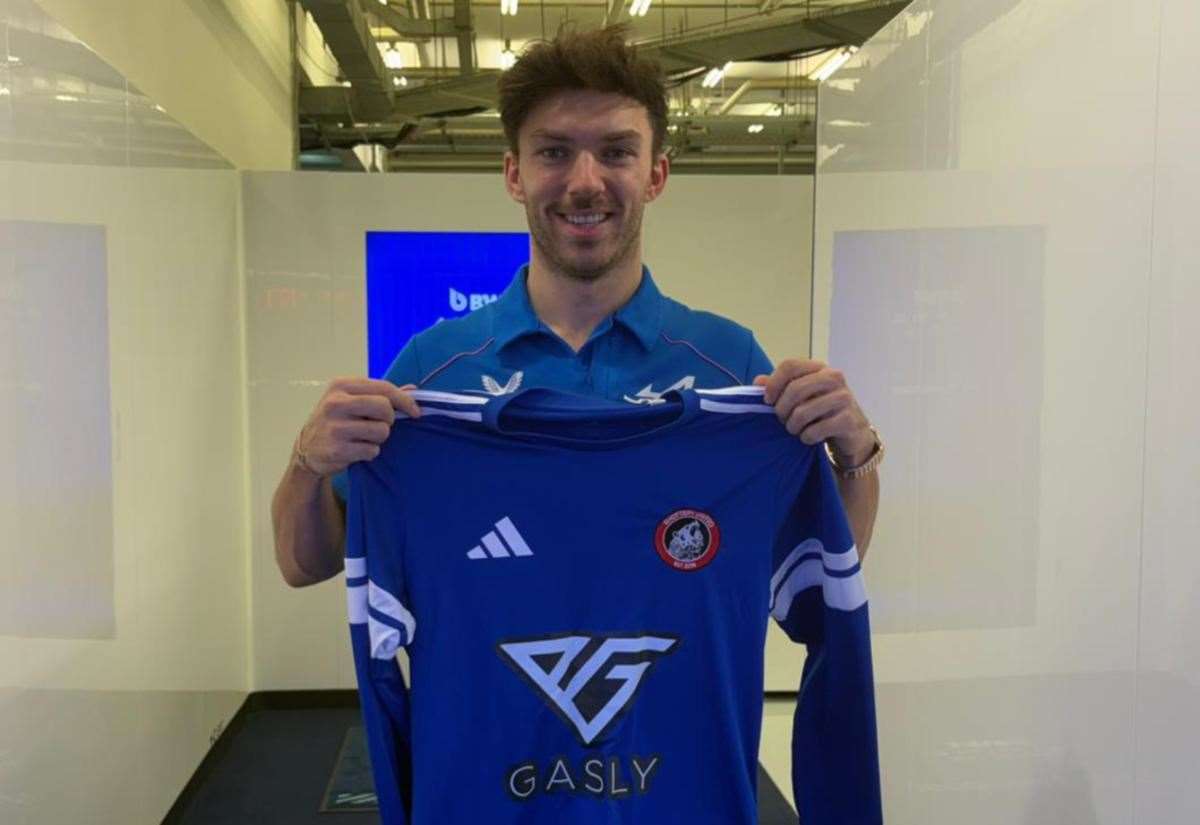 Formula One star Pierre Gasley sponsors Evesham Sunday League side Shottery United