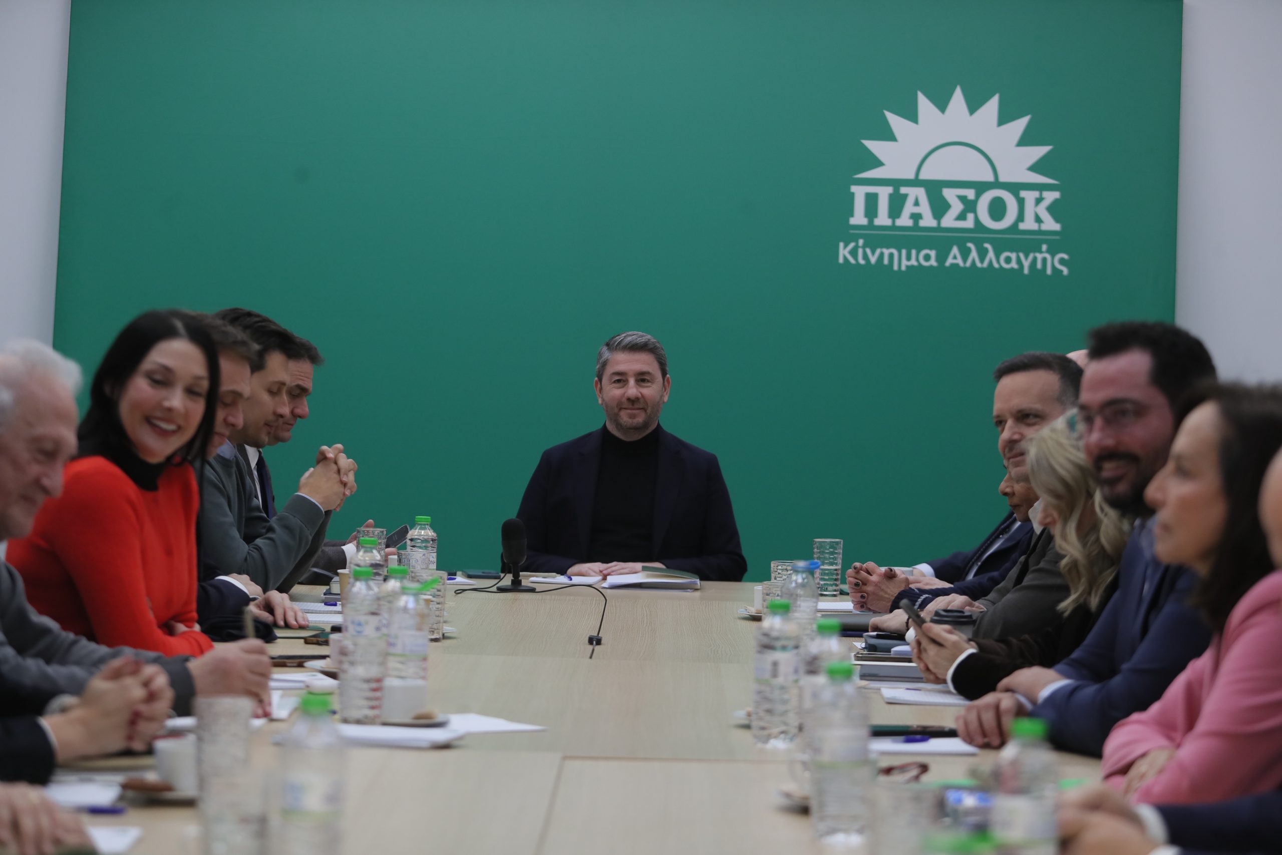 ΠΑΣΟΚ: Οι δημοσκοπήσεις φέρνουν δημόσια κριτική - Τι λένε Γερουλάνος, Δούκας, η προειδοποίηση Διαμαντοπούλου - ΤΑ ΝΕΑ