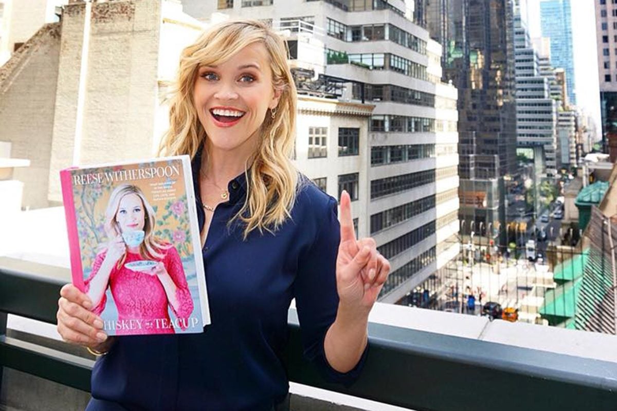 We Tried Reese Witherspoon's Sour Cream Cake with Praline Frosting