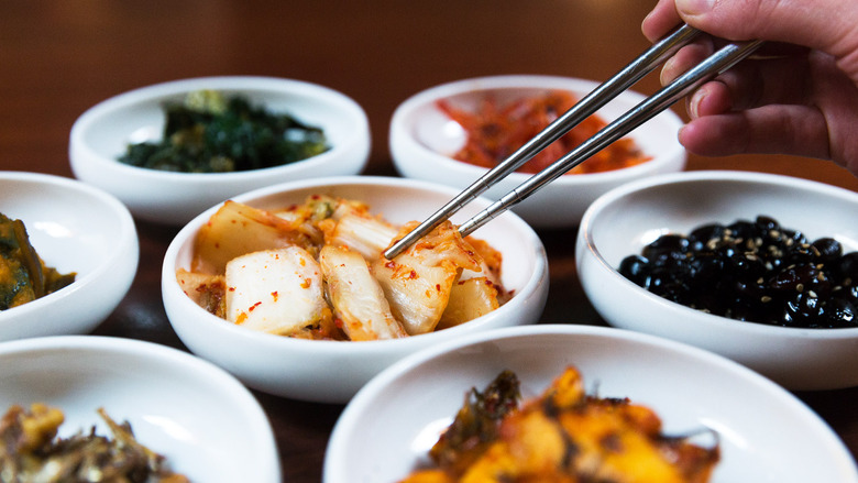 How To Eat Korean BBQ Video