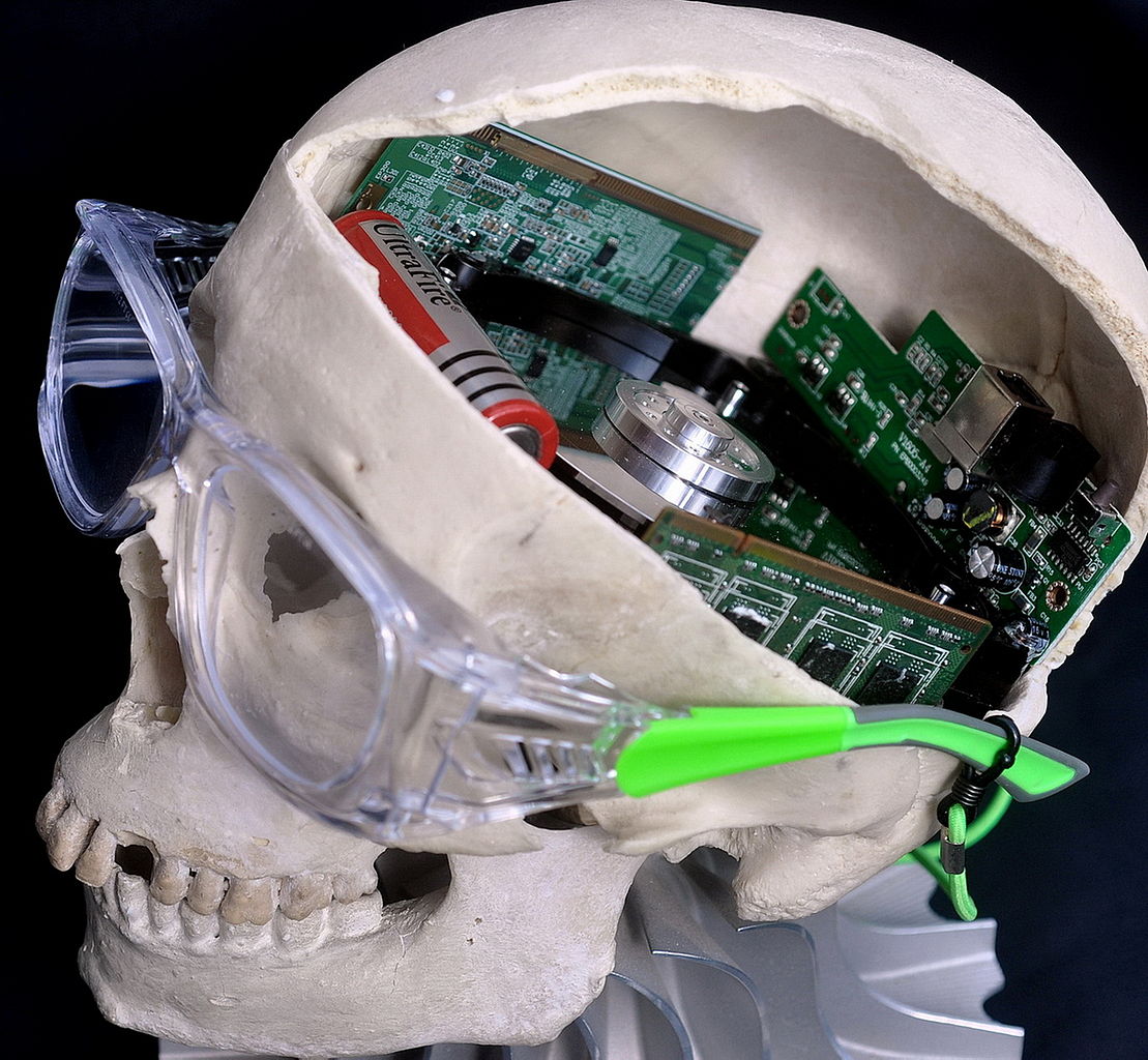 The Human Brain is Loaded Daily with 34 GB of Information - Tech 21 Century