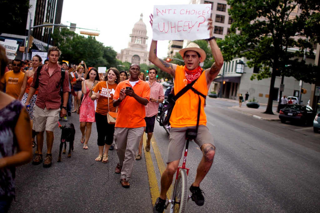 Texans Face Longer Wait Times for Abortion Care After HB 2