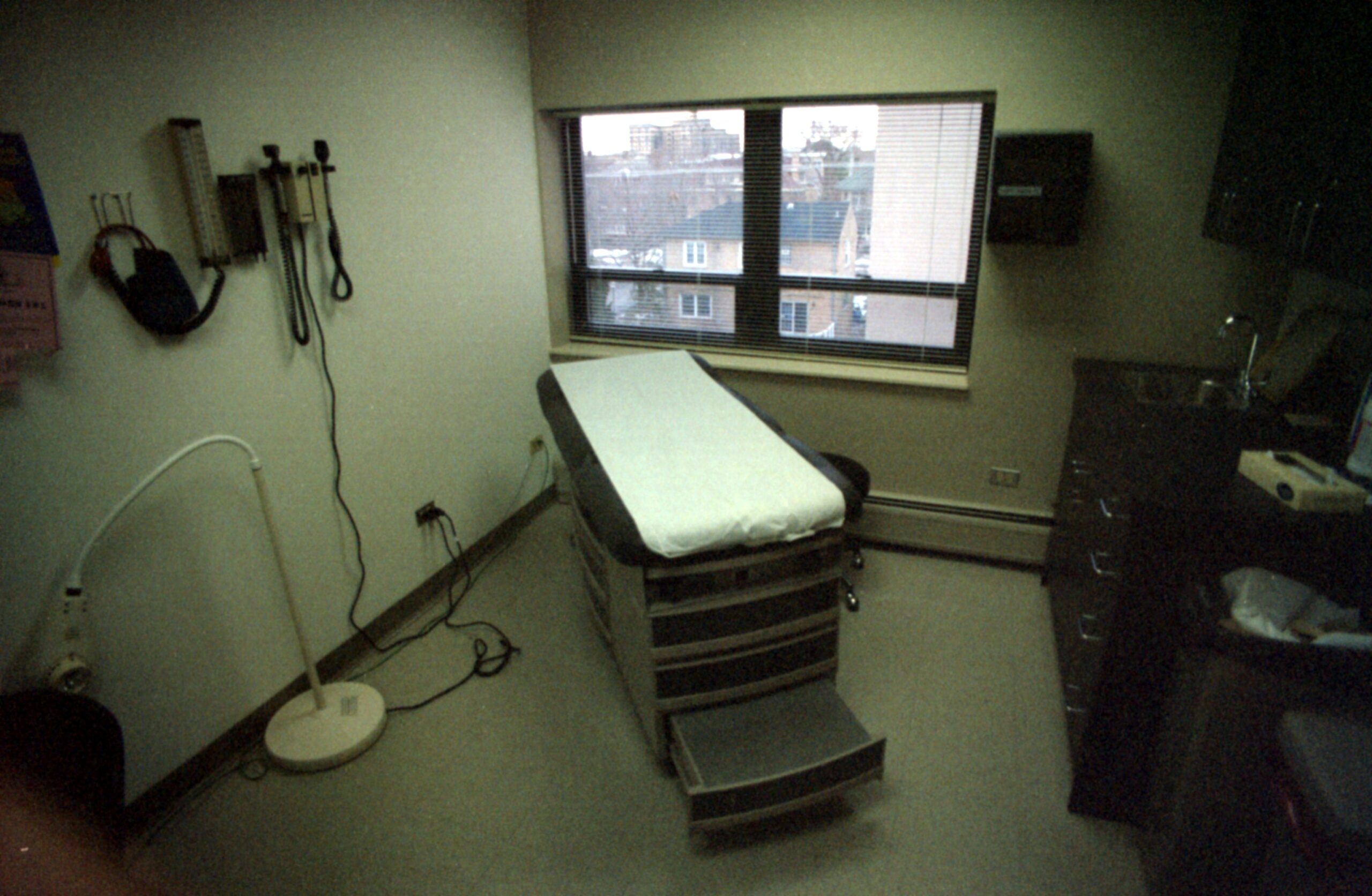 Abortion Training in Texas Is Vanishing - The Texas Observer