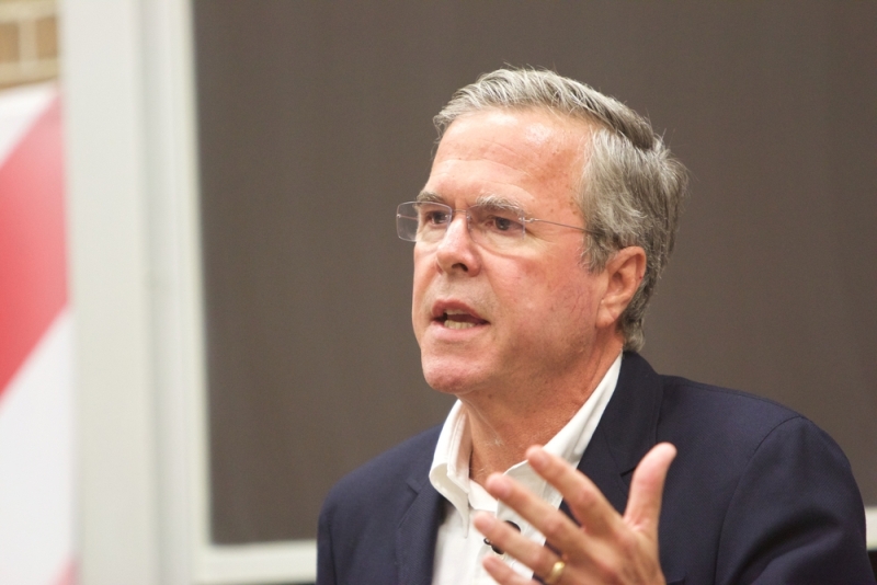 Jeb Bush Talks About His Daughter's Addiction In Campaign Video - The Fix