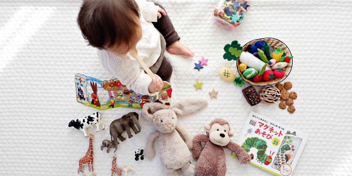 UK Childcare Costs Wreaking Havoc on Gender Pay Gap | The Mary Sue