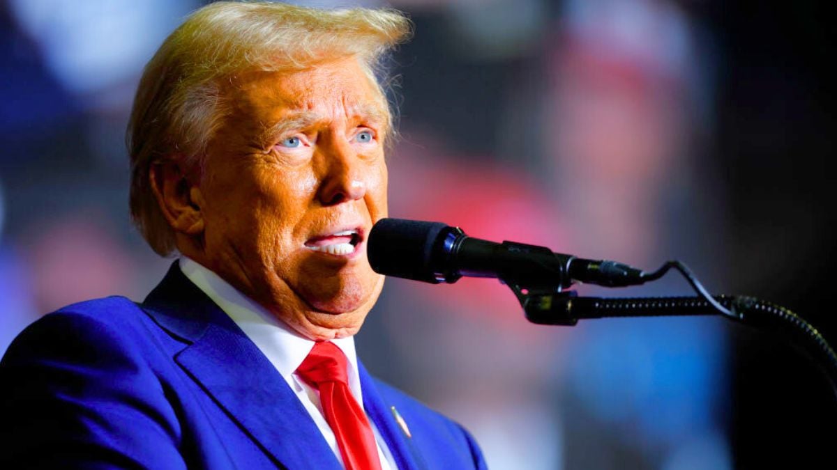 ‘Wow wtf is he doing’: A crude video of Donald Trump is going viral for the wrong reason | The Mary Sue