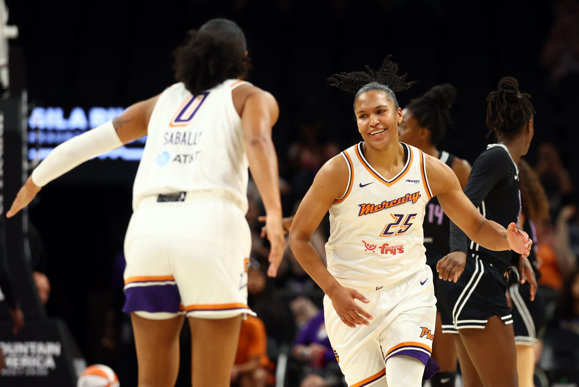 How the Phoenix Mercury reshaped to become WNBA contenders - The IX Basketball