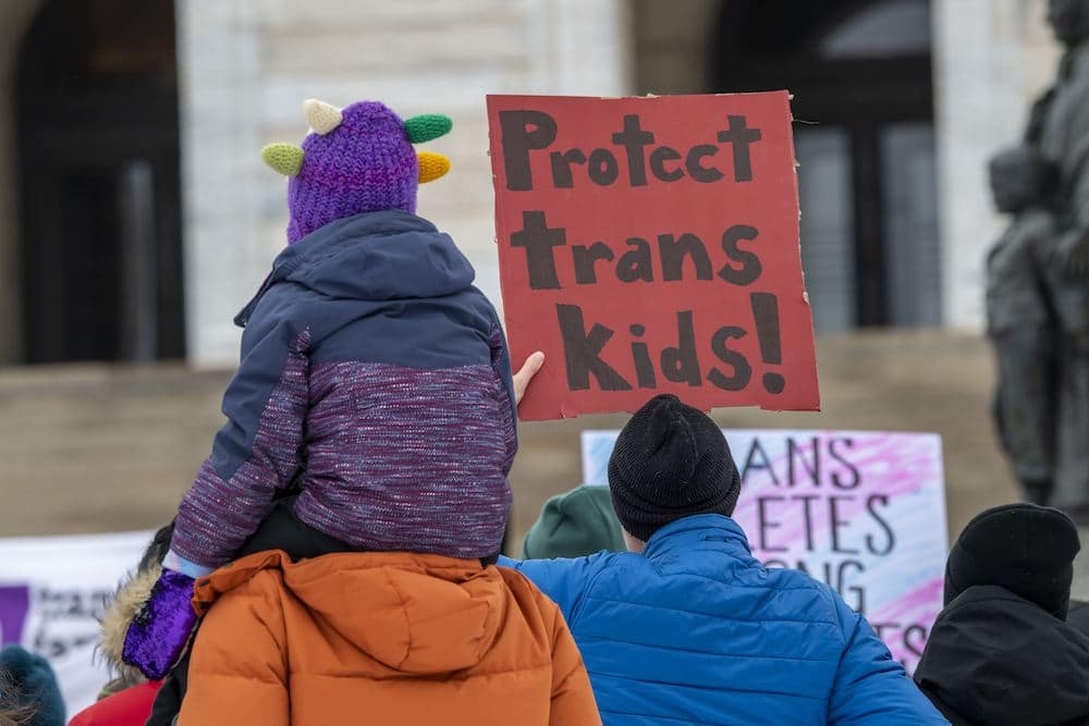 DOJ challenges cruel Alabama ban on medical care for trans kids