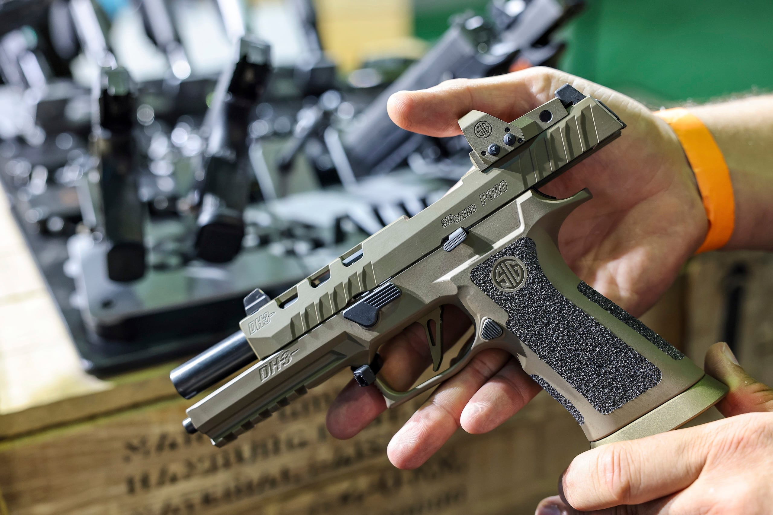 Federal Agencies Reject SIG Sauer P320 Amid Safety Concerns
