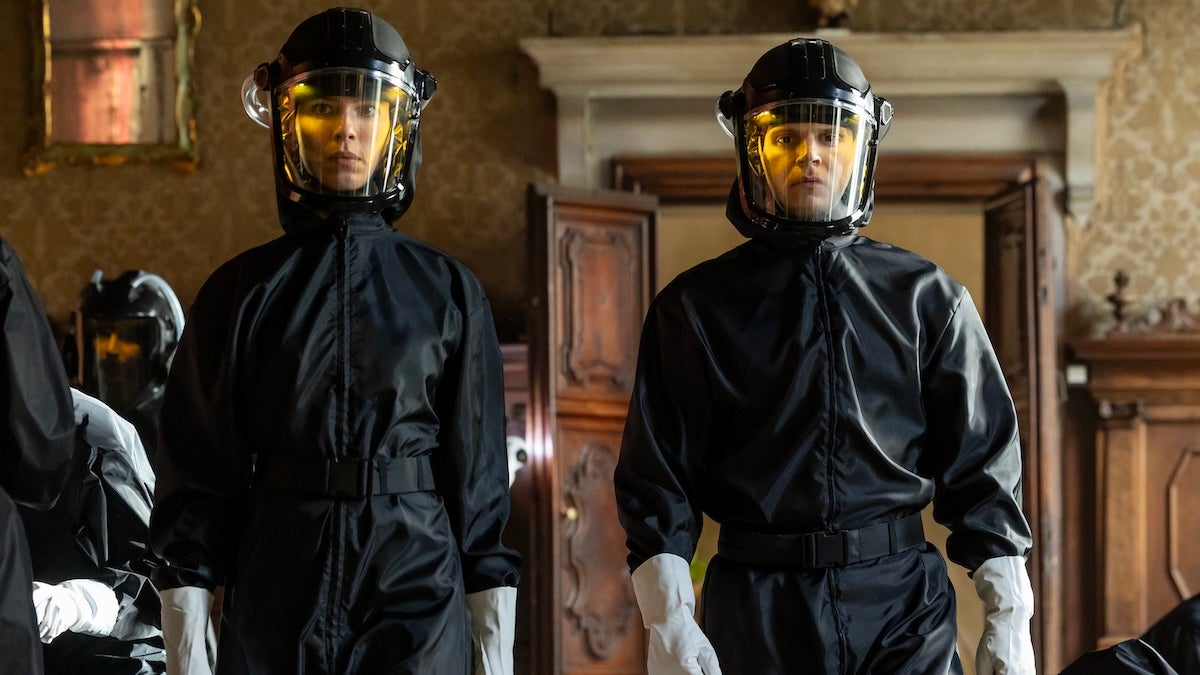The Beauty Review: Ryan Murphy Gets His Groove Back