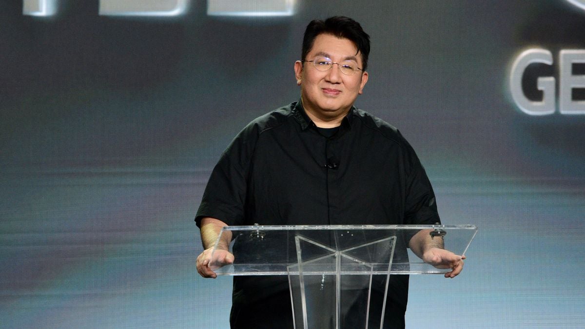 HYBE Chairman Bang Si-hyuk Faces Possible Arrest, South Korean Police Seek Warrant