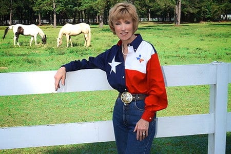 Texas Lawmaker Wants To Throw Transgender People In Jail For Using Public Restrooms - Towleroad Gay News