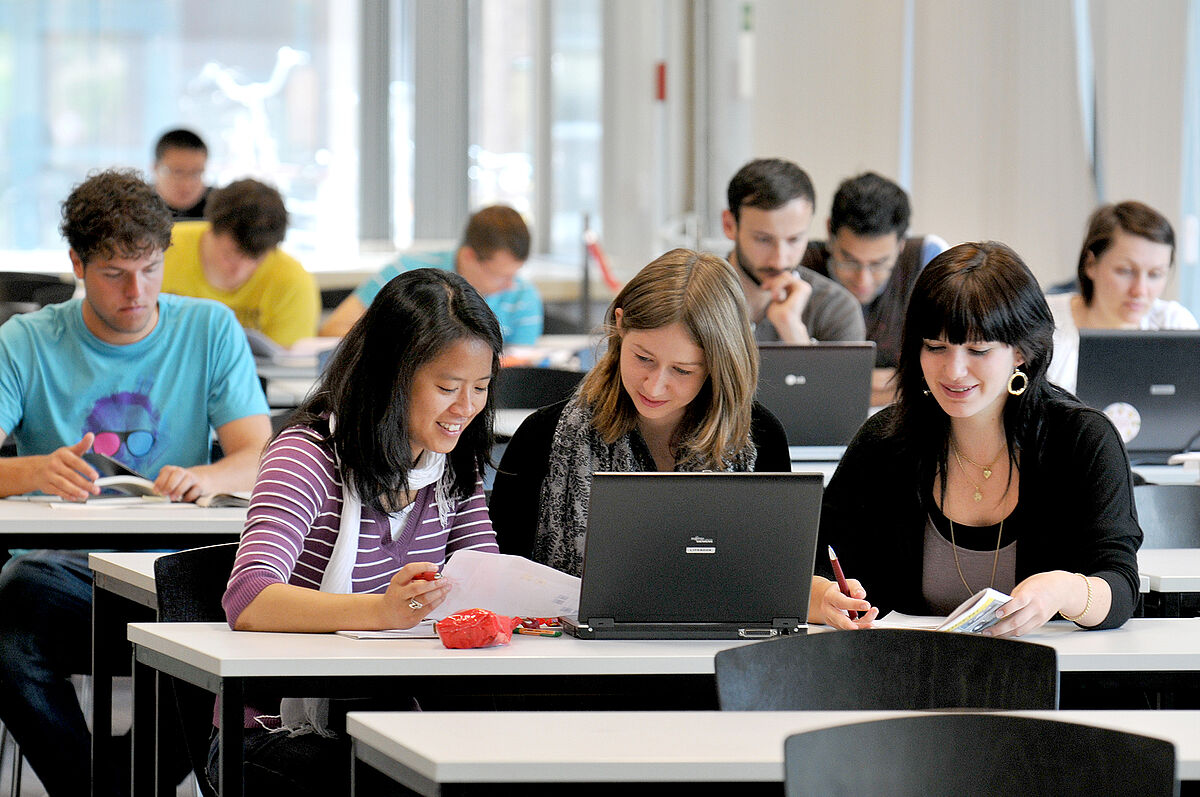 AStA consultation hours for international students