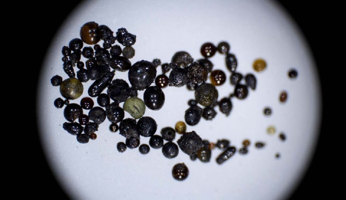 Beads of Lunar Glass Boost Hopes for Using the Moon's Water - Universe Today