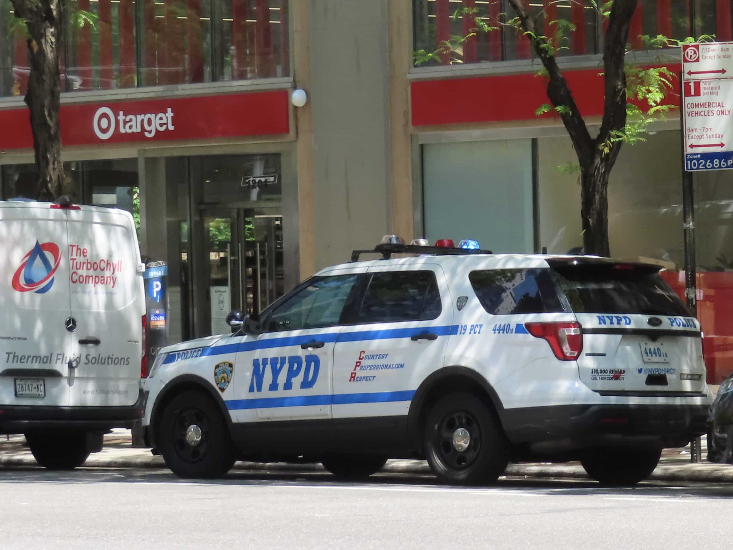 EXCLUSIVE: Migrants Violently Assault Cop During UES Target Robbery, Sources Say - Upper East Site