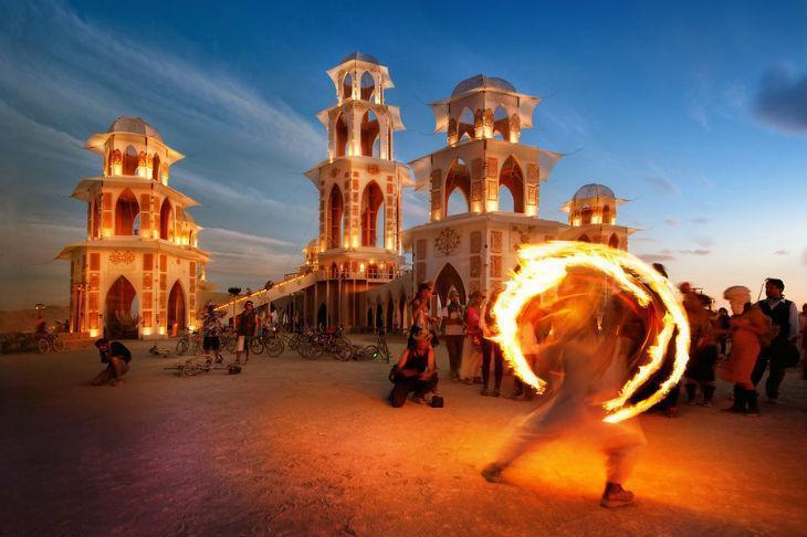 17 eventos culturais mais estranhos do mundo: surpreenda-se!