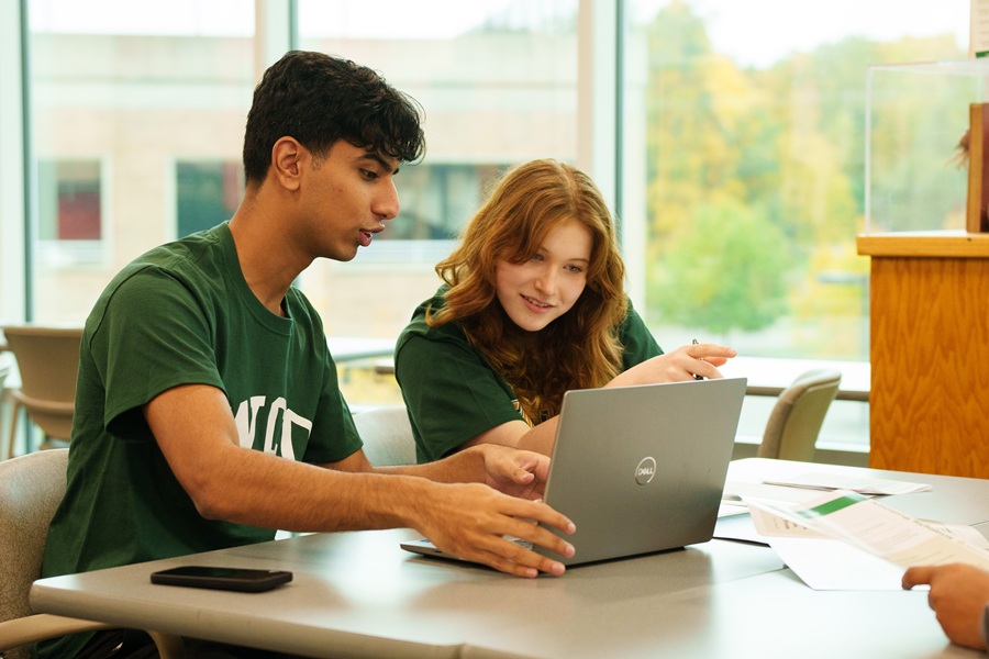 New state grant helps WCC students save on textbooks