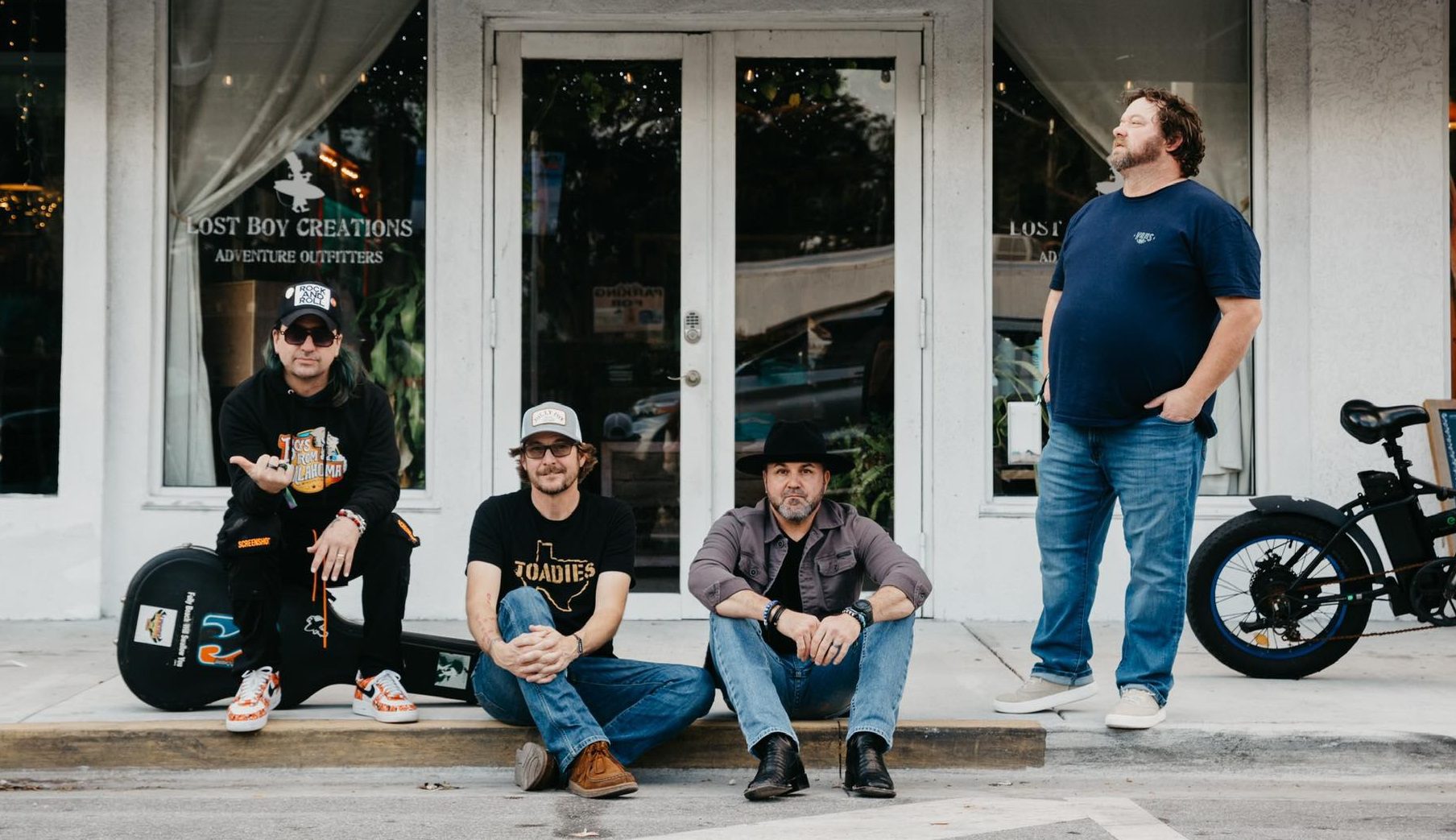 Cross Canadian Ragweed Teases New Live Album, “Live & Loud” | Whiskey Riff