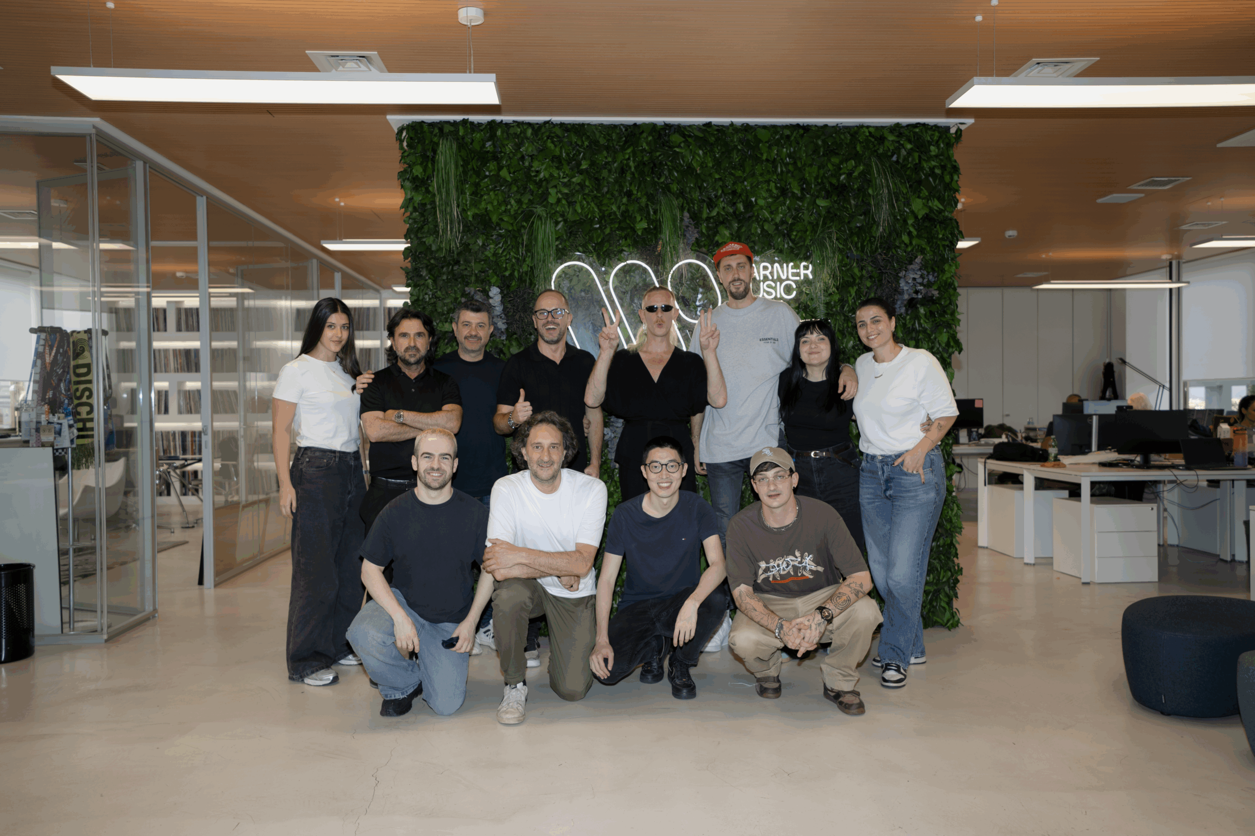 WARNER MUSIC ITALY SIGNS DEAL WITH MACE - Warner Music Group