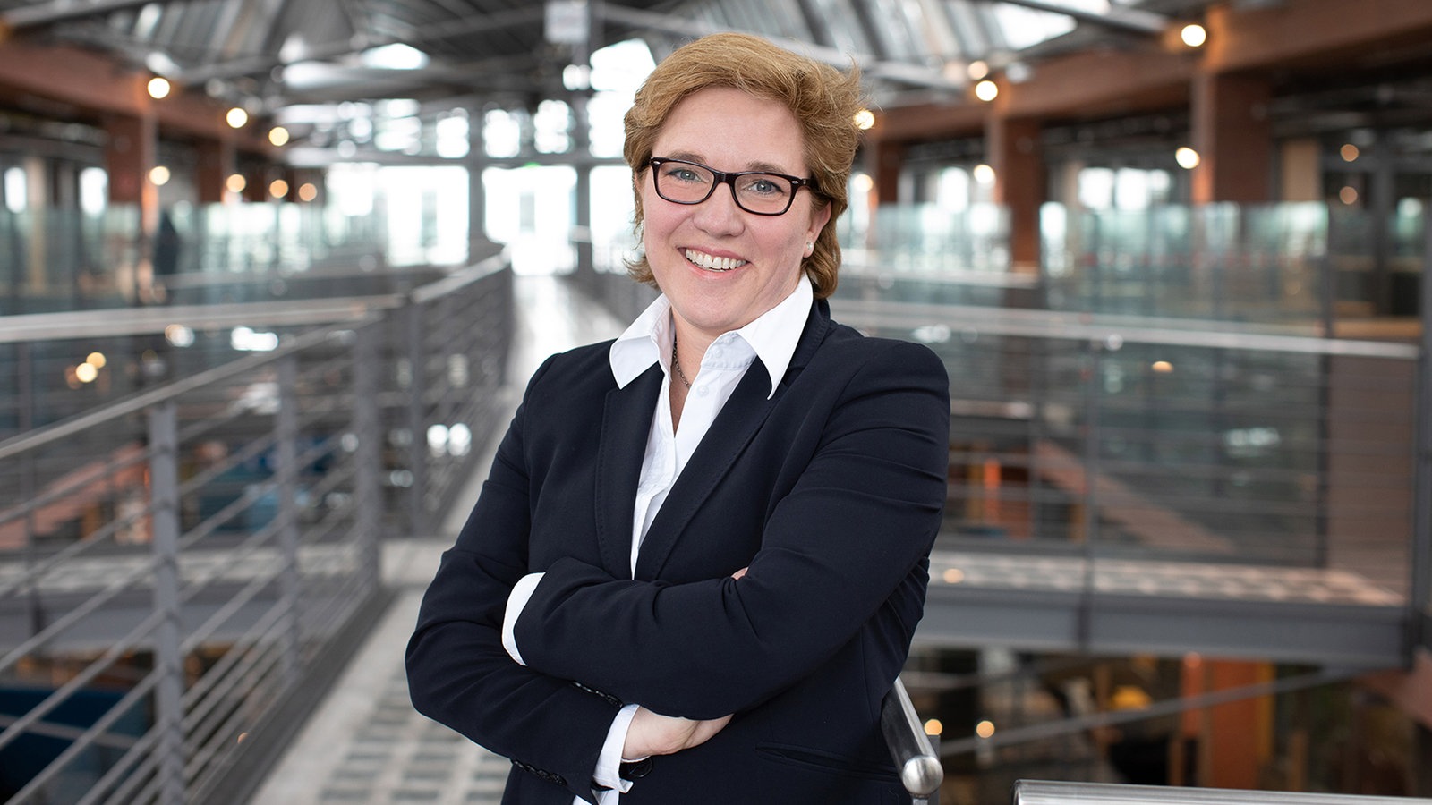 Christine Asbach - Formatverantwortliche Redakteurin im Newsroom (PB Aktuelles) - Nachrichten - WDR