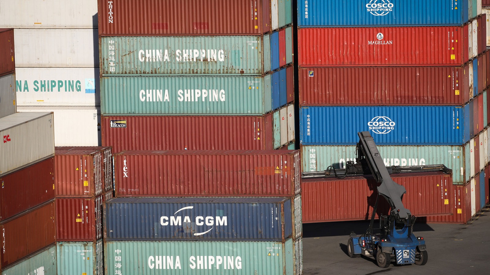 Chinas Handelspraktiken: Deutsche Wirtschaft schlägt Alarm - WDR 5 Profit aktuell - WDR 5 - Podcasts und Audios - Mediathek - WDR