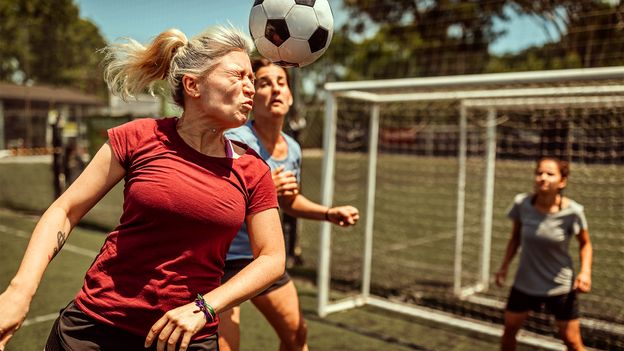 Why sports stars who head the ball are much more likely to die of Alzheimer's, Parkinson's and motor neurone disease - BBC Future